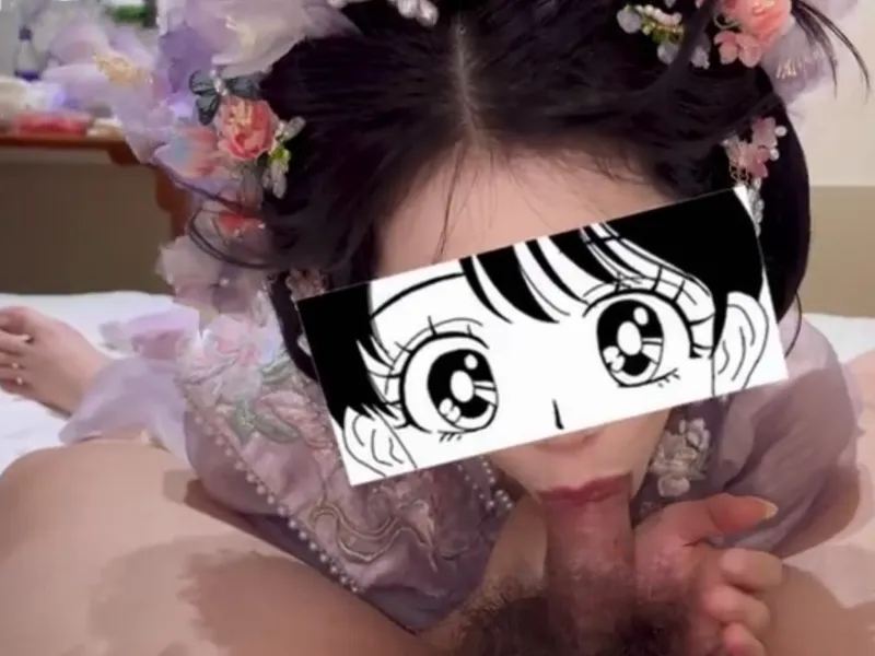 Gái xinh trong bộ đồ cô con gái liếm chuối cực đã